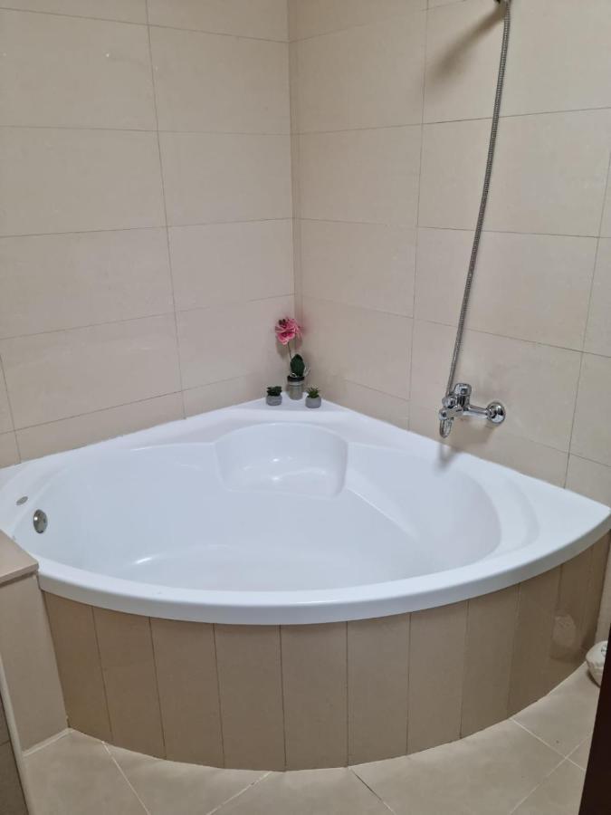 Agradable Adosado Con Piscina Villa Ciudad Quesada Luaran gambar