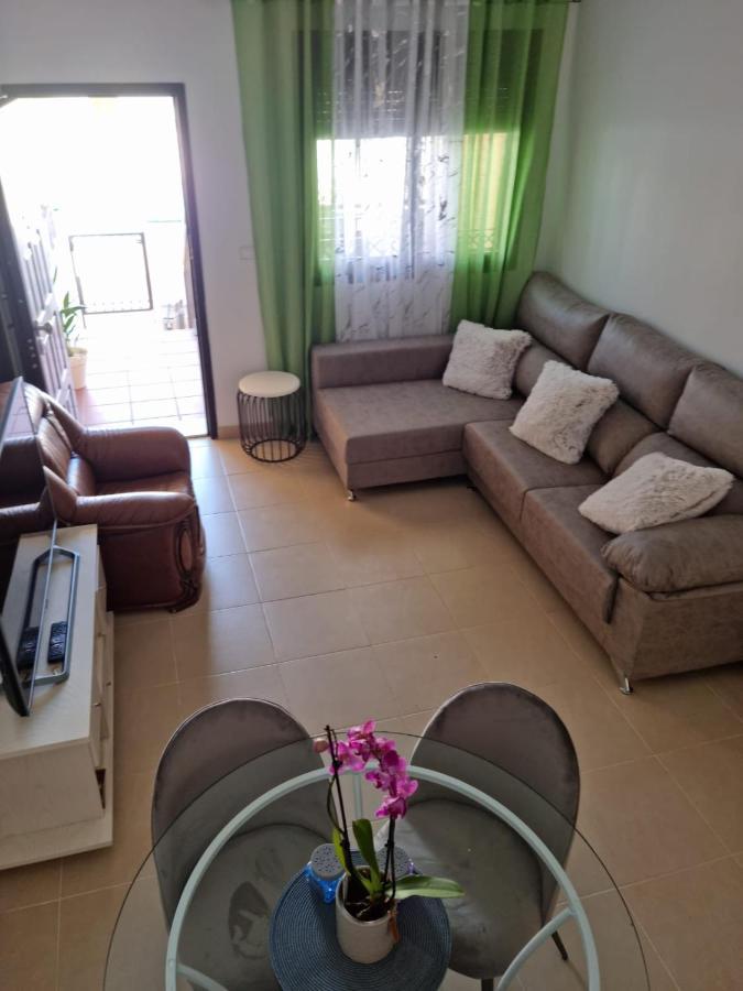 Agradable Adosado Con Piscina Villa Ciudad Quesada Luaran gambar